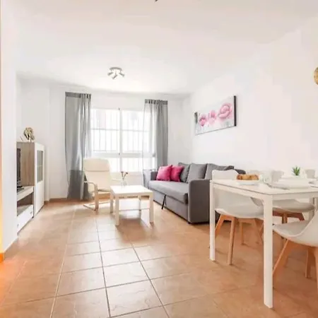 Apartamento Con Patio Y Piscina Cerca De Sevilla La Algaba